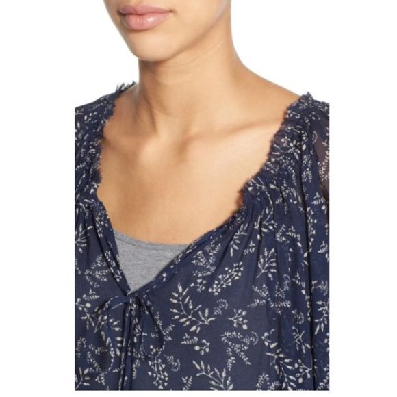LUCKY BRAND 'Tossed Flower' Print Peasant Top sz L - Picture 3 of 13